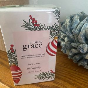 NWT/NIB Philosophy Amazing Grace 4fl. Oz.  perfume.